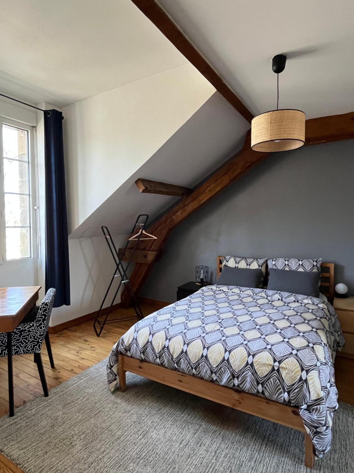 Duplex De Charme En Centre Ville Avec Terrasse Brive-la-Gaillarde Kültér fotó